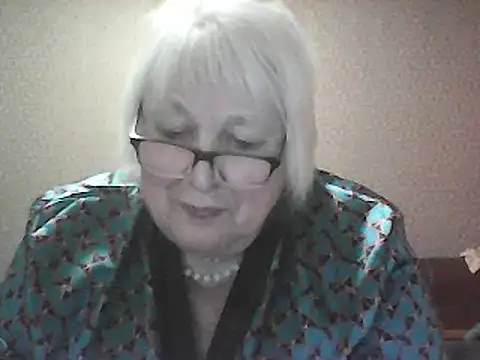 Snapshot of Alexia64231 chatting on October 19, 4:10 pm Alexia64231 online show from October 19, 4:10 pm
