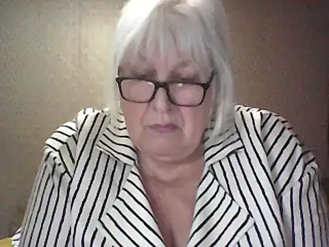 Alexia64231 online show from March 10, 4:00 pm