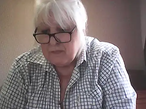 Alexia64231 online show from March 28, 12:50 pm