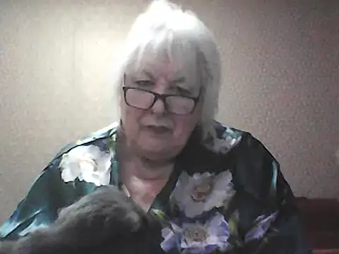 Alexia64231 online show from December 15, 1:44 am