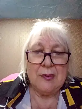 Snapshot of Alexia64231 chatting on December 2, 5:03 pm Alexia64231 online show from December 2, 5:03 pm