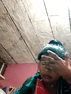 Snapshot of Sanjna_cuty chatting on November 24, 12:32 am Sanjna cuty online show from November 24, 12:32 am