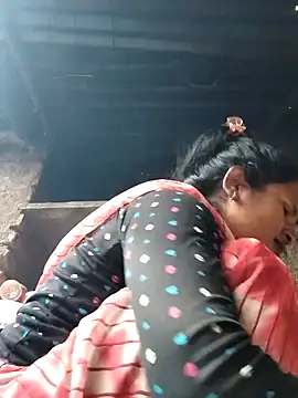 Snapshot of Sanjna_cuty chatting on November 20, 1:50 am Sanjna cuty online show from November 20, 1:50 am