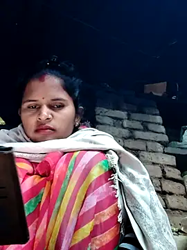 Snapshot of Sanjna_cuty chatting on December 16, 1:32 am Sanjna cuty online show from December 16, 1:32 am