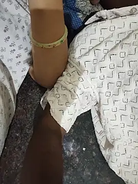 Bhabi-Hot0 online show from May 26, 2:04 pm