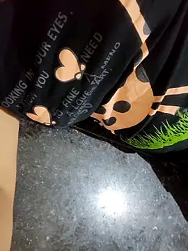 Bhabi-Hot0 online show from April 8, 1:01 pm