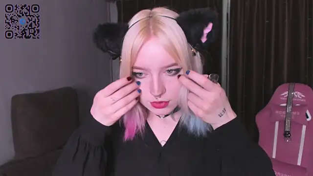 godlikegirlyy online show from November 2, 2:33 pm