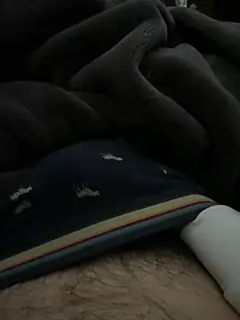 yrmyddy online show from February 1, 4:11 am