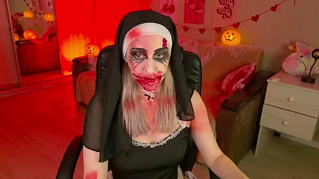 Free Harmony online show from October 31, 8:05 pm