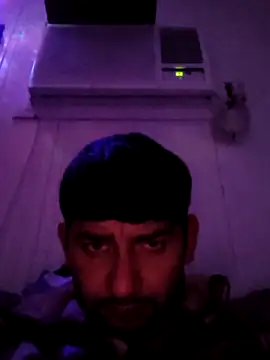 Julians26ne online show from April 12, 12:41 pm