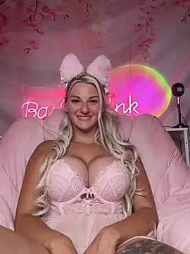 Snapshot of Barbie-Pink chatting on July 9, 4:50 pm Barbie-Pink online show from July 9, 4:50 pm