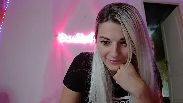 Barbie-Pink online show from September 10, 2:38 pm