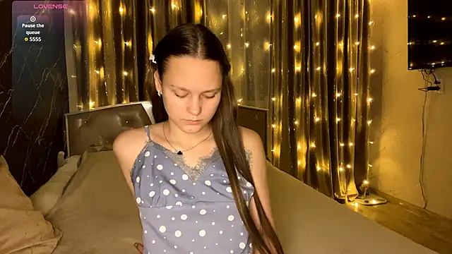 SoSweetGirl online show from December 4, 7:13 pm