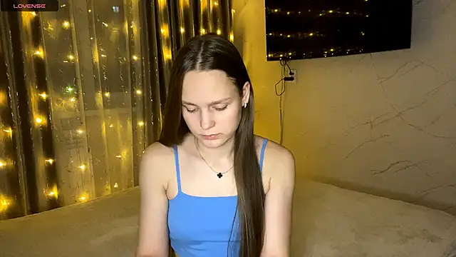 SoSweetGirl online show from December 15, 6:03 pm