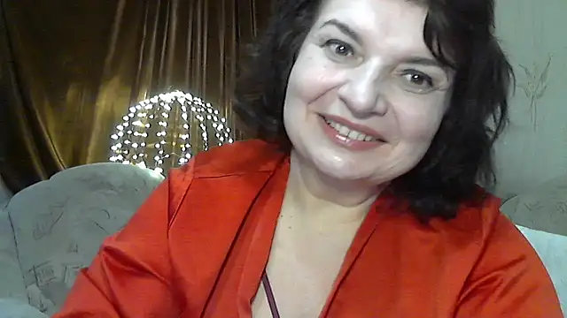 Snapshot of LedyNika chatting on February 25, 7:36 pm LedyNika online show from February 25, 7:36 pm