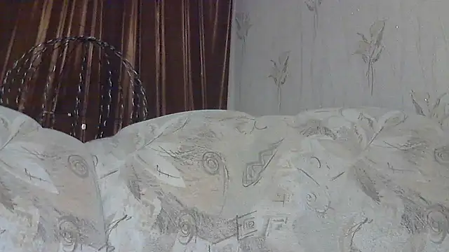 Snapshot of LedyNika chatting on April 28, 7:07 pm LedyNika online show from April 28, 7:07 pm