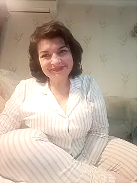 Snapshot of LedyNika chatting on December 5, 7:12 pm LedyNika online show from December 5, 7:12 pm