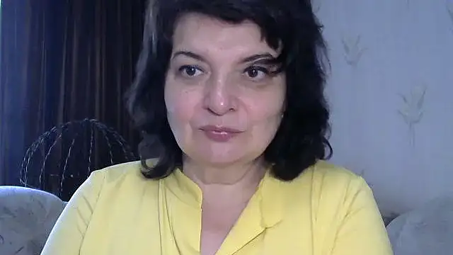 Snapshot of LedyNika chatting on April 18, 9:44 am LedyNika online show from April 18, 9:44 am