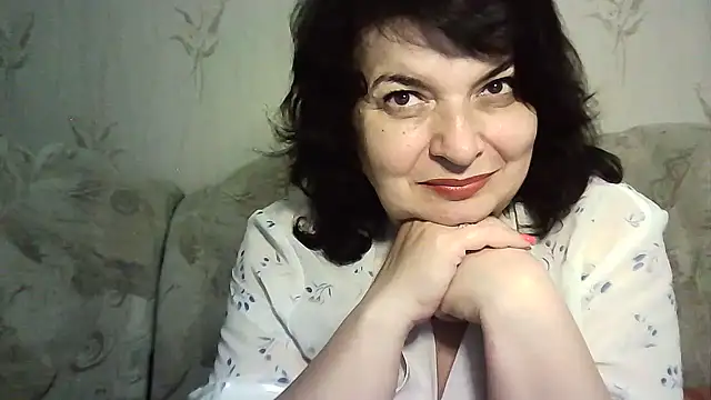 Snapshot of LedyNika chatting on June 15, 7:02 pm LedyNika online show from June 15, 7:02 pm