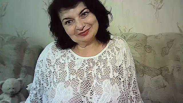 Snapshot of LedyNika chatting on May 29, 10:32 am LedyNika online show from May 29, 10:32 am