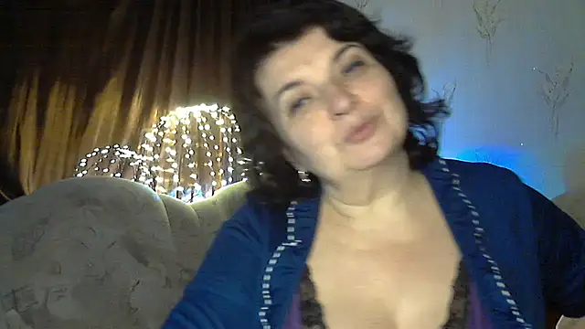 Snapshot of LedyNika chatting on November 24, 7:47 pm LedyNika online show from November 24, 7:47 pm
