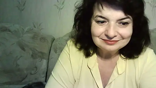 Snapshot of LedyNika chatting on July 10, 7:47 pm LedyNika online show from July 10, 7:47 pm