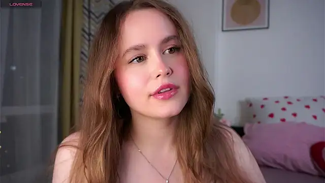 SusannaScholler online show from May 6, 10:36 pm