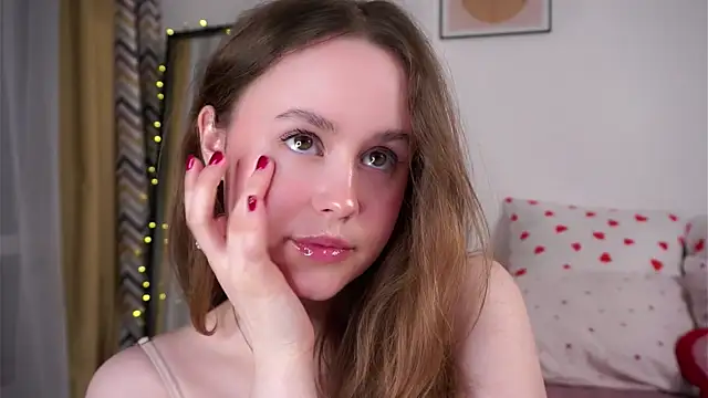 SusannaScholler online show from April 10, 10:39 pm