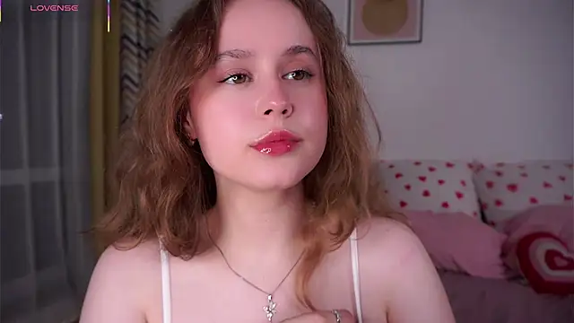 SusannaScholler online show from May 17, 10:43 pm