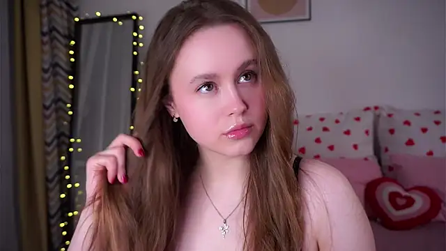 SusannaScholler online show from April 14, 10:59 pm