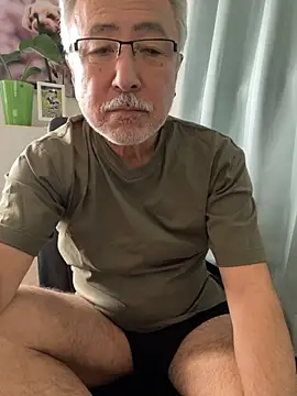 Snapshot of gholly2007 chatting on October 20, 2:13 am gholly2007 online show from October 20, 2:13 am