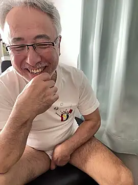 gholly2007 online show from April 5, 2:07 am