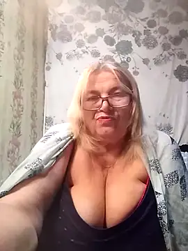 Snapshot of MargaritaSweet51 chatting on October 9, 9:04 pm MargaritaSweet51 online show from October 9, 9:04 pm