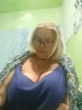 Snapshot of MargaritaSweet51 chatting on June 3, 10:58 pm MargaritaSweet51 online show from June 3, 10:58 pm