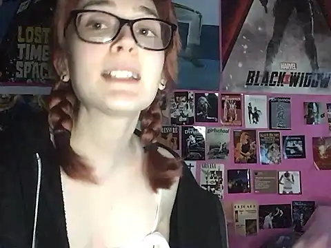 Snapshot of ivysplayhouse chatting on October 17, 4:42 pm ivysplayhouse online show from October 17, 4:42 pm
