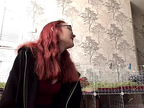 Snapshot of ivysplayhouse chatting on September 23, 12:23 pm ivysplayhouse online show from September 23, 12:23 pm