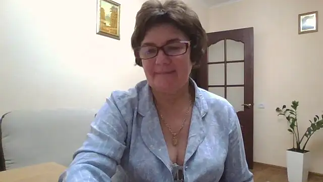 Snapshot of Galina56301 chatting on October 3, 7:15 pm Galina56301 online show from October 3, 7:15 pm
