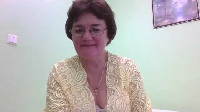 Snapshot of Galina56301 chatting on October 16, 3:31 pm Galina56301 online show from October 16, 3:31 pm