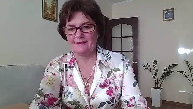 Snapshot of Galina56301 chatting on September 26, 3:08 pm Galina56301 online show from September 26, 3:08 pm