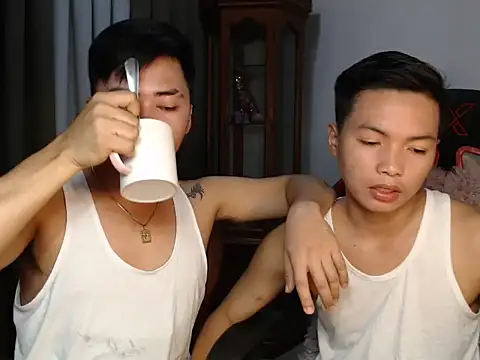 hot emman online show from September 16, 1:28 am