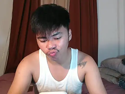 hot emman online show from May 14, 12:40 am