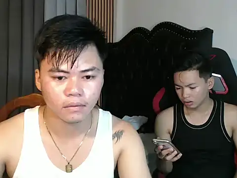 hot emman online show from January 15, 12:36 am