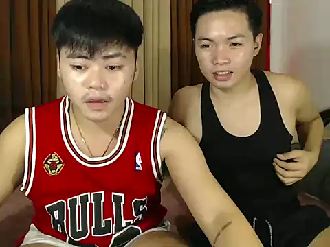 hot emman online show from March 2, 12:55 am