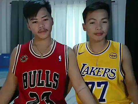 hot emman online show from October 9, 5:19 am