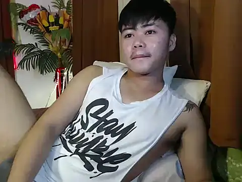 hot emman online show from February 27, 12:00 am