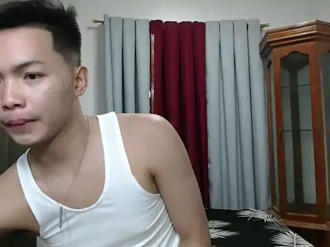 hot emman online show from October 2, 11:52 pm