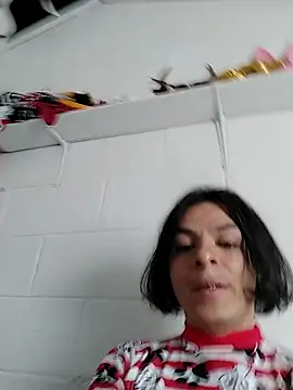 oxxy jean online show from May 15, 2:26 pm