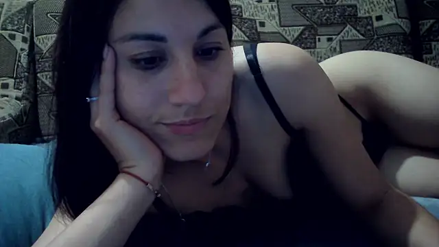 Snapshot of kiss_lovely_ chatting on May 16, 9:36 pm kiss lovely online show from May 16, 9:36 pm