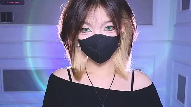      Panda      online show from May 26, 3:15 am