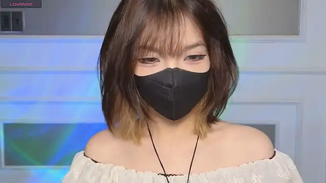      Panda      online show from April 22, 6:14 pm